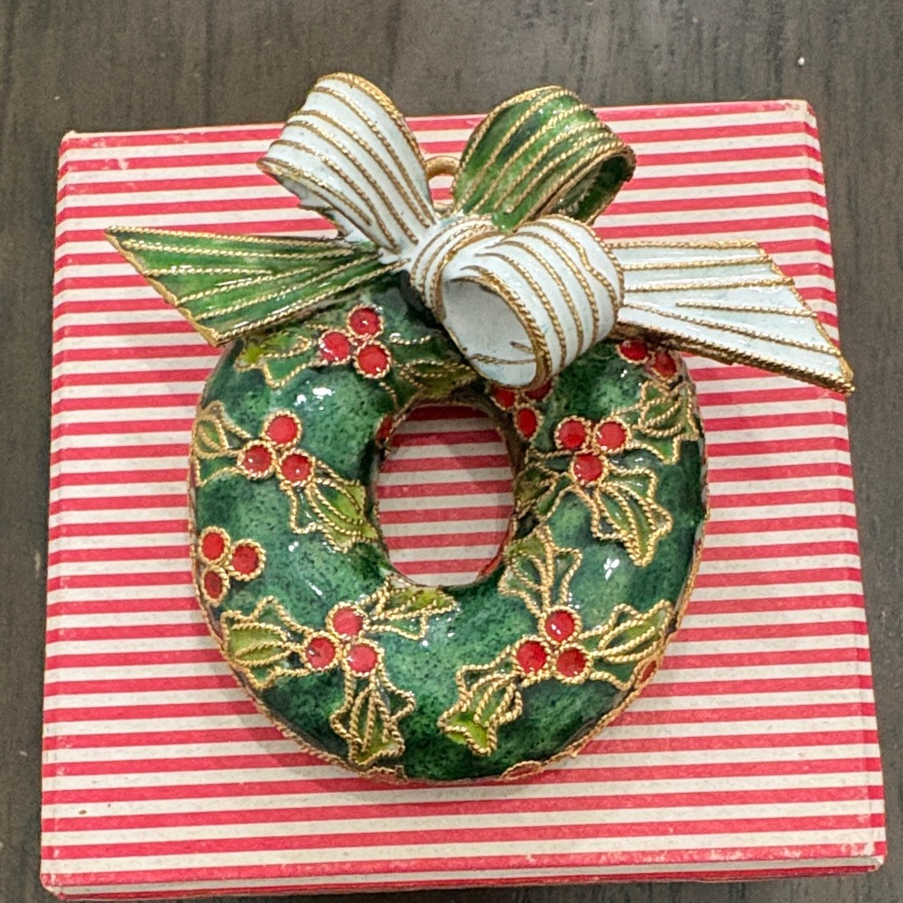 Festive Green and Red Holiday Wreath with Gold Trim Vintage